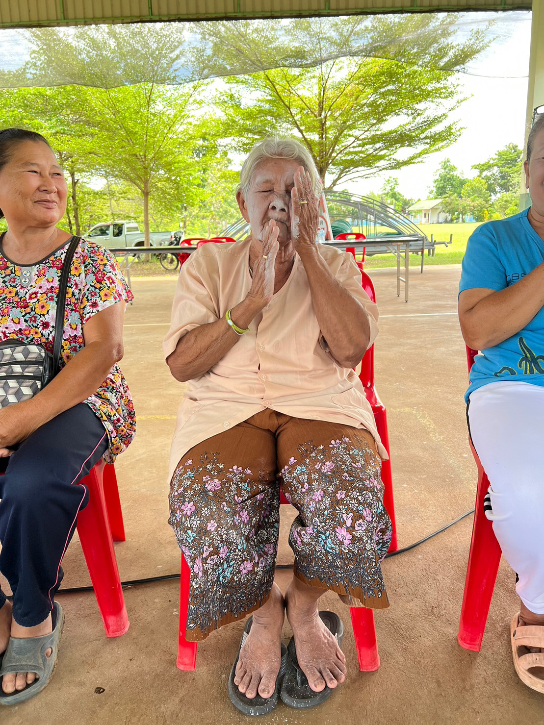 โครงการส่งเสริมความรู้และพัฒนาคุณภาพชีวิตสตรี ผู้สูงอายุ ผู้พิการ ผู้ด้อยโอกาสทางสังคมและครอบครัว ประจำปีงบประมาณ พ.ศ. 2566