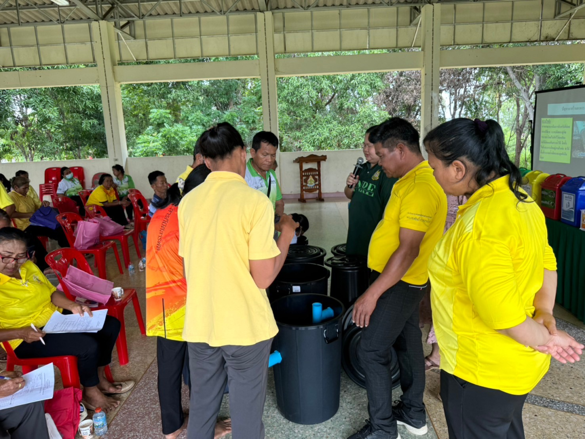 โครงการอบรมอาสาสมัครท้องถิ่นรักษ์โลก นำโดยนายวิเชียร  แตนกระโทก นายกองค์การบริหารส่วนตำบลสารภี